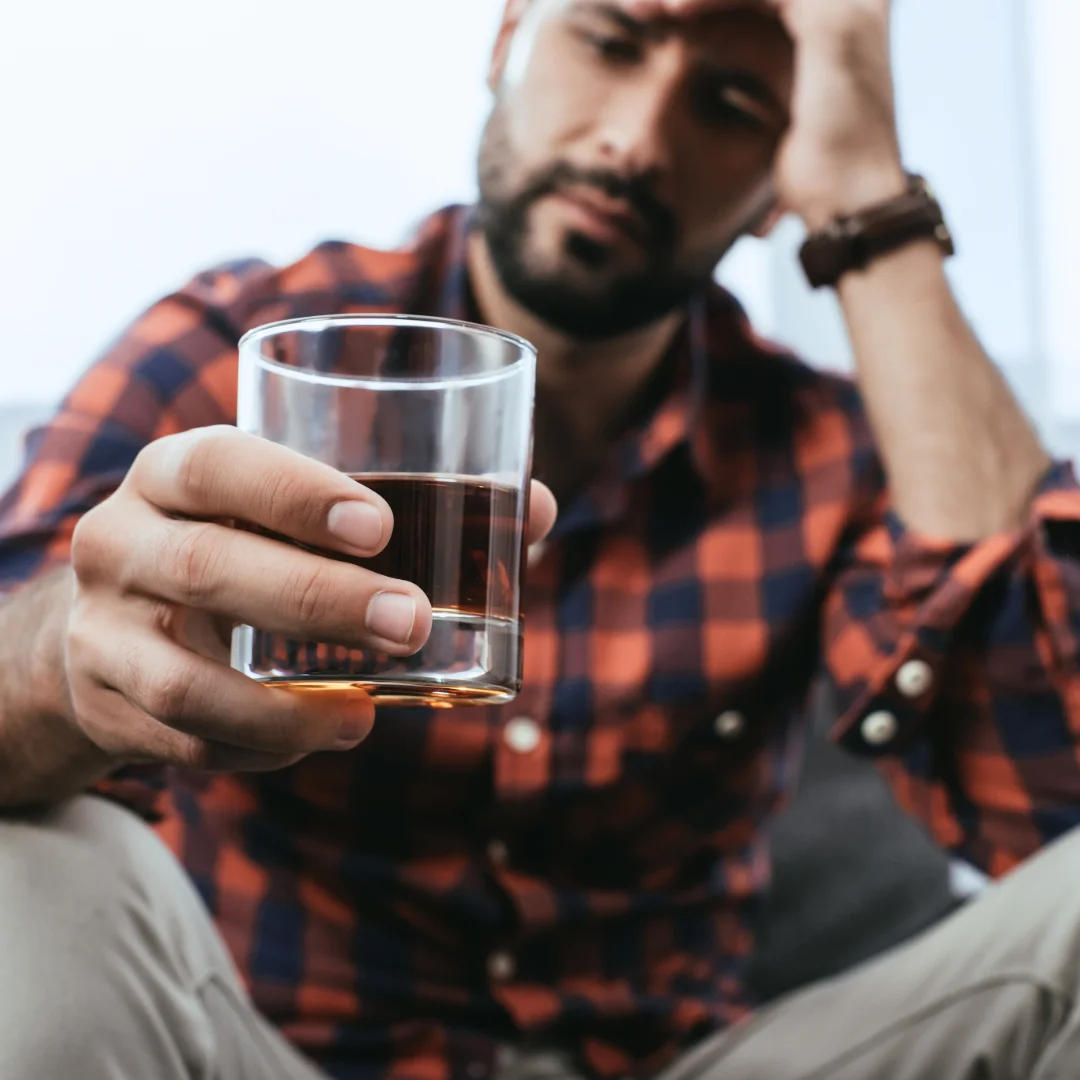 Alcohol Awareness Week: How HR & Business Leaders Can Build a Healthier Culture